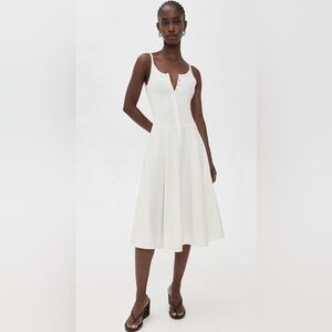 Ellie Dress EB Denim
In: Milk